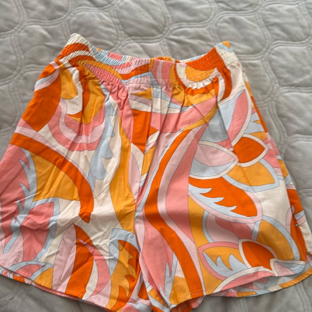 Mango Short